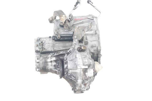 ROCNI MENJALNIK OEM N. A6382600000 CAMBIO MECCANICO ORIGINAL REZERVNI DEL MERCEDES CLASSE V / VITO W638 (01/1999 - 12/2003) DIESEL LETNIK 1998