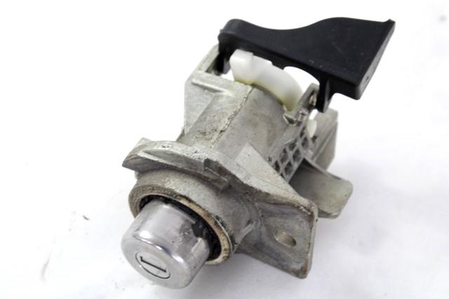 KOMPLET ODKLEPANJE IN VZIG  OEM N. 19256 KIT ACCENSIONE AVVIAMENTO ORIGINAL REZERVNI DEL TOYOTA YARIS P9 MK2 (01/2006 - 2009) BENZINA LETNIK 2007
