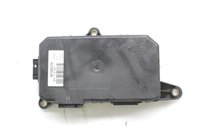 RACUNALNIK VRAT IN STEKEL OEM N. 46784224 ORIGINAL REZERVNI DEL FIAT STILO 192 BER/SW (2001 - 2004) DIESEL LETNIK 2004