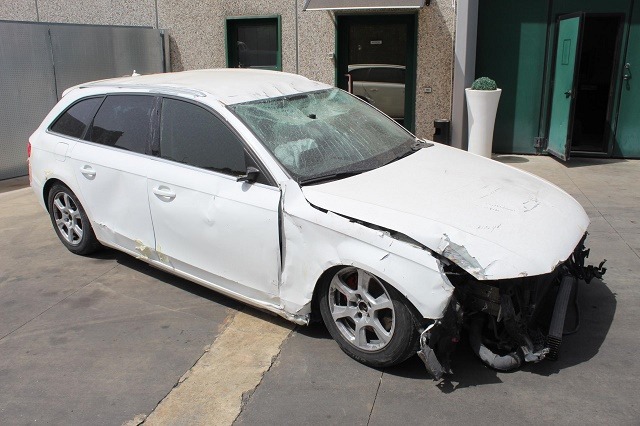 AUDI A4 B8 SW 2.0 D 125KW 6M 5P (2008) RICAMBIO USATO 