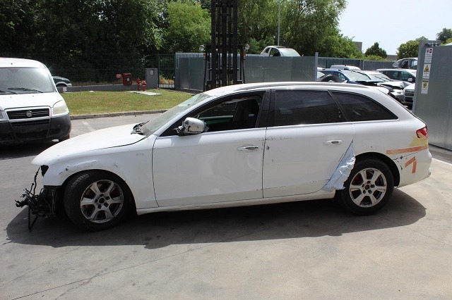 AUDI A4 B8 SW 2.0 D 125KW 6M 5P (2008) RICAMBIO USATO 
