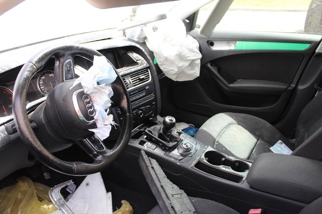 AUDI A4 B8 SW 2.0 D 125KW 6M 5P (2008) RICAMBIO USATO 
