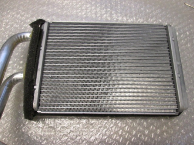 GRELEC RADIATORJA OEM N. 46722928 ORIGINAL REZERVNI DEL LANCIA MUSA 350 R (09/2007 - 8/2013) DIESEL LETNIK 2008