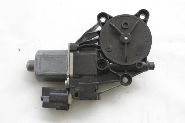 MOTORCEK ELEKTRICNEGA POMIKA ZADNJEGA STEKLA  OEM N. 8A61-14A389-A ORIGINAL REZERVNI DEL FORD FIESTA CB1 CNN MK6 (09/2008 - 11/2012) DIESEL LETNIK 2008