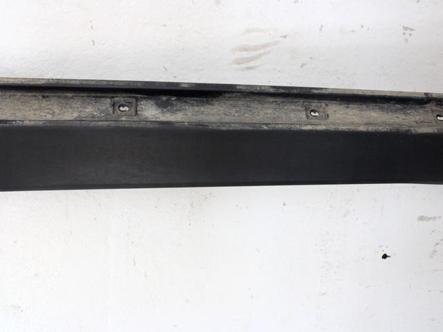 OKRASNA LETEV PRAGA  OEM N. A1646900140 ORIGINAL REZERVNI DEL MERCEDES CLASSE ML W164 (2005-2008)DIESEL LETNIK 2007