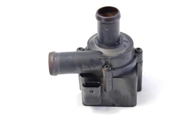 VODNA CRPALKA  OEM N. 059121012A ORIGINAL REZERVNI DEL AUDI A8 D4/4H (2009 -2013)DIESEL LETNIK 2013