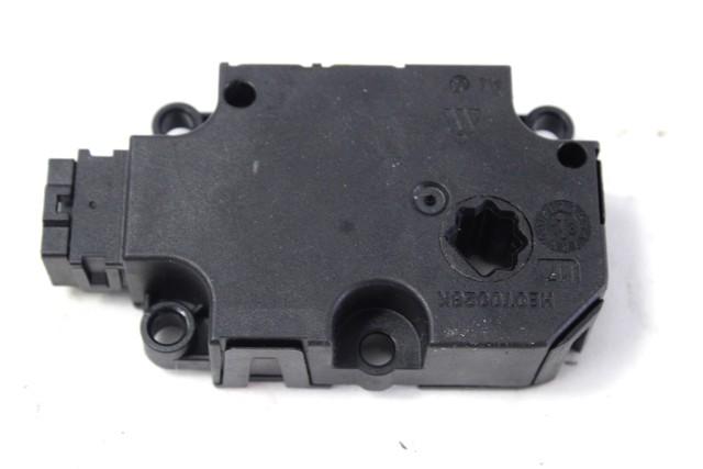 MOTORCEK OGREVANJA OEM N. CZ113930-0857 ORIGINAL REZERVNI DEL AUDI A8 D4/4H (2009 -2013)DIESEL LETNIK 2013