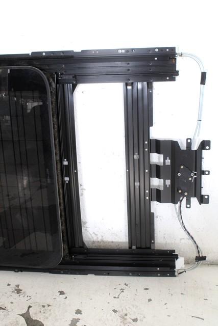 POMICNO PANORAMSKO OKNO  OEM N. 4H0877041BED3 ORIGINAL REZERVNI DEL AUDI A8 D4/4H (2009 -2013)DIESEL LETNIK 2013