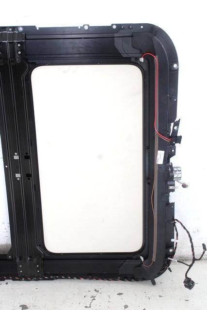POMICNO PANORAMSKO OKNO  OEM N. 4H0877041BED3 ORIGINAL REZERVNI DEL AUDI A8 D4/4H (2009 -2013)DIESEL LETNIK 2013