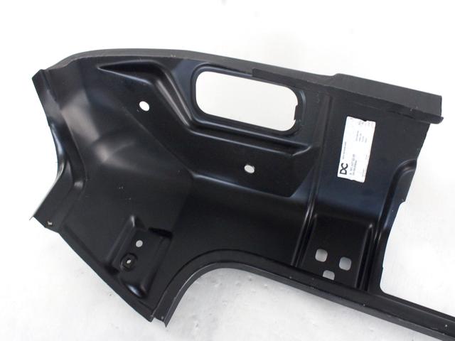 ZADNJA BOCNA STRAN OEM N. A9016370209 ORIGINAL REZERVNI DEL MERCEDES SPRINTER W901 B904 (1995 - 2006)DIESEL LETNIK 2004