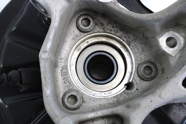 ZADNJI LEVI NOSILEC KOLES/PESTO OEM N. 3Q0505435M ORIGINAL REZERVNI DEL VOLKSWAGEN PASSAT B8 3G5 CB5 BER/SW/ALLTRACK (DAL 2015)DIESEL LETNIK 2020