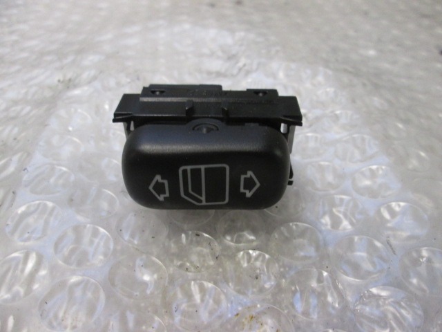 ZADNJE STIKALO OEM N. 534240 ORIGINAL REZERVNI DEL MERCEDES CLASSE A W168 V168 R (2001 - 2005) BENZINA LETNIK 2002