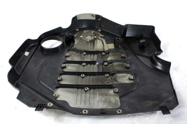 POKROV MOTORJA  OEM N. 11147797410 ORIGINAL REZERVNI DEL BMW SERIE 3 BER/SW/COUPE/CABRIO E90/E91/E92/E93 (2005 -2009) DIESEL LETNIK 2008