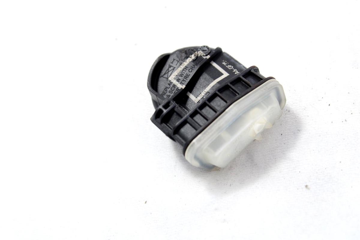 DRUGI SENZORJI OEM N. AV6T-1A180-CB ORIGINAL REZERVNI DEL FORD FOCUS MK3 R 4P/5P/SW (2014 - 2018)BENZINA/GPL LETNIK 2015