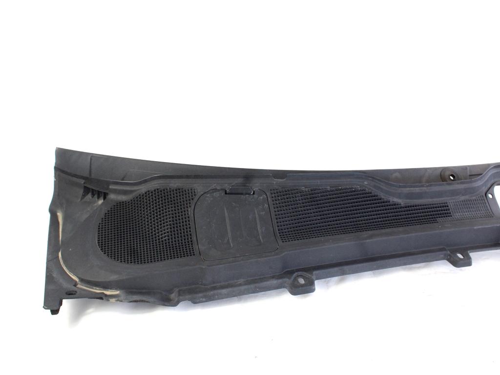 RE?ETKA POD VETROBRANSKIM STEKLOM OEM N. BJ32-021B43-A ORIGINAL REZERVNI DEL LAND ROVER RANGE ROVER EVOQUE L538 (2012 - 2016)DIESEL LETNIK 2013