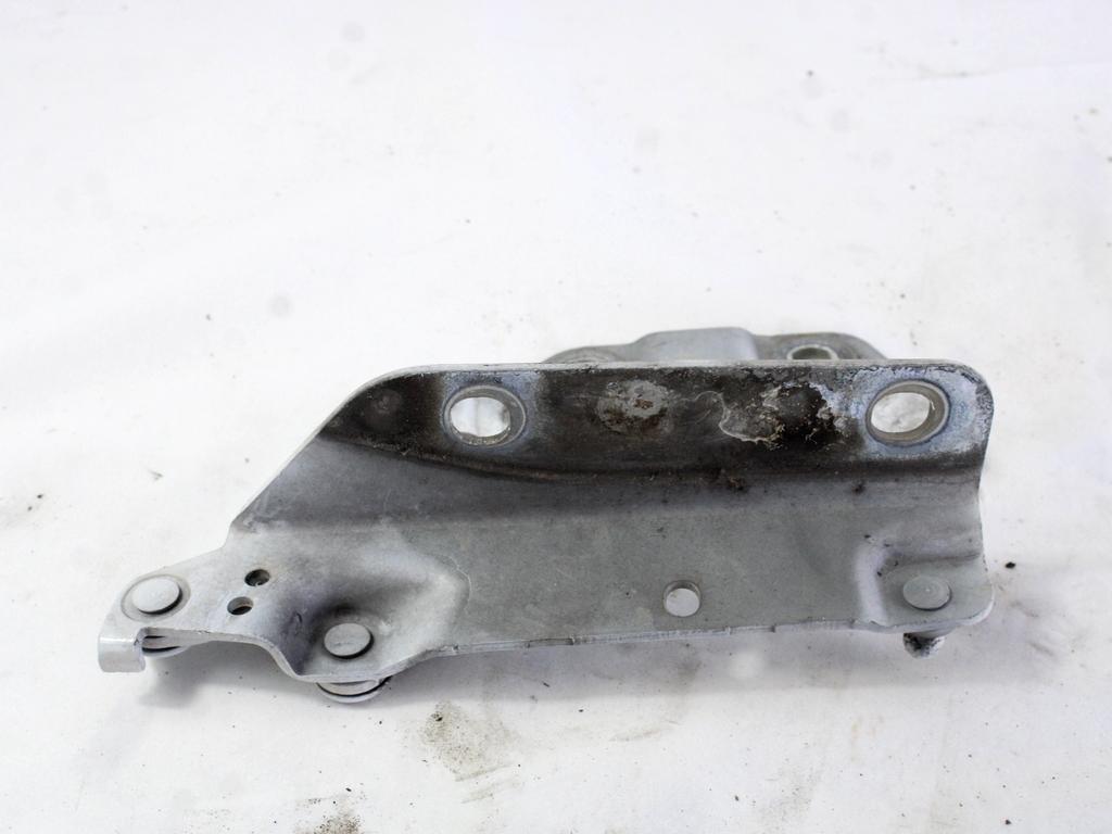 PANTI POKROVA MOTORJA OEM N. 6H52-16801-AC ORIGINAL REZERVNI DEL LAND ROVER RANGE ROVER EVOQUE L538 (2012 - 2016)DIESEL LETNIK 2013