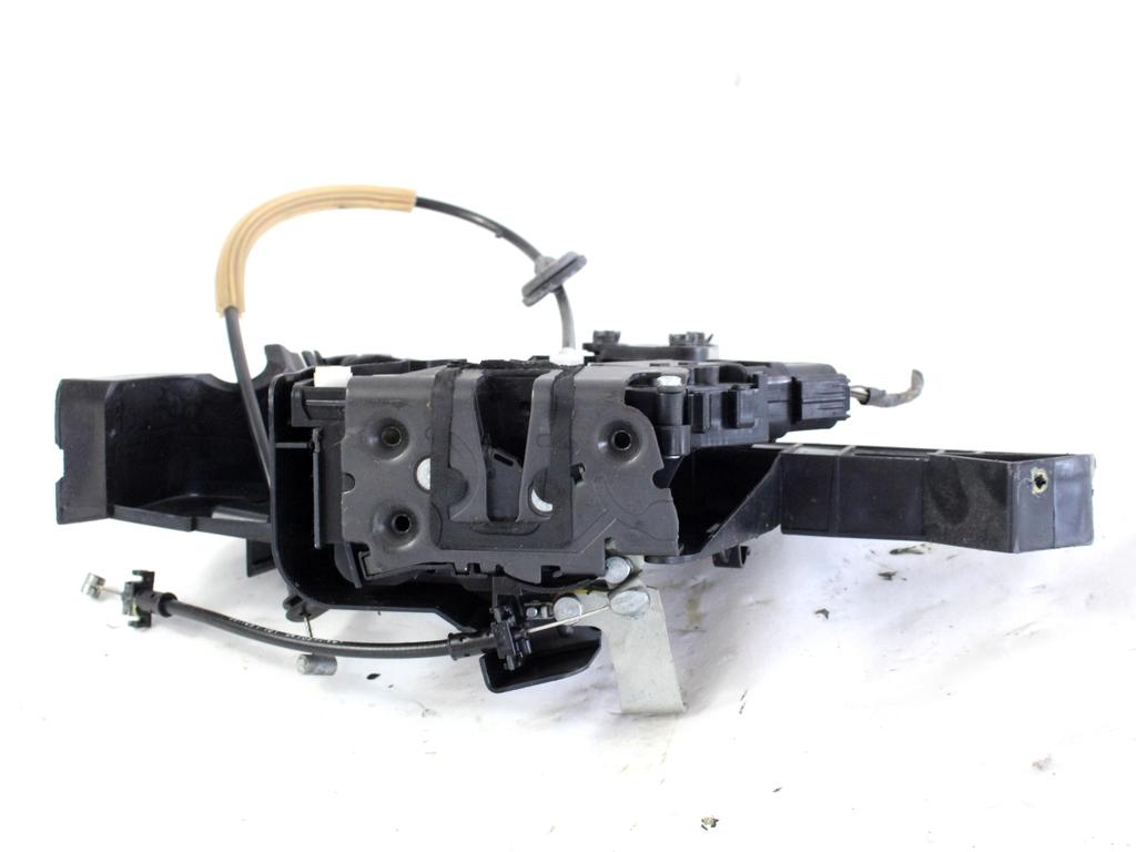 CENTRALNA KLJUCAVNICA ZADJIH LEVIH VRAT OEM N. 4M5A-A26413-BE ORIGINAL REZERVNI DEL FORD FOCUS DA HCP DP MK2 R BER/SW (2008 - 2011) BENZINA/GPL LETNIK 2009