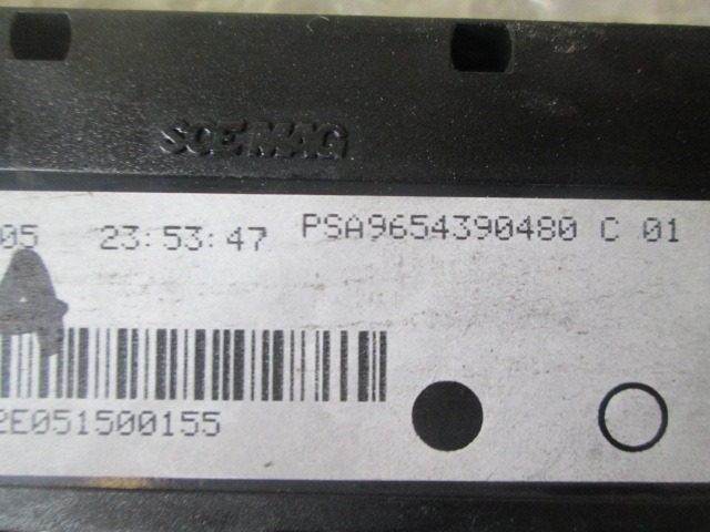 OJACEVALEC / ANTENA OEM N. PSA9654390480 ORIGINAL REZERVNI DEL PEUGEOT 407 6C 6D 6E BER/SW (2004 - 06/2008) DIESEL LETNIK 2005