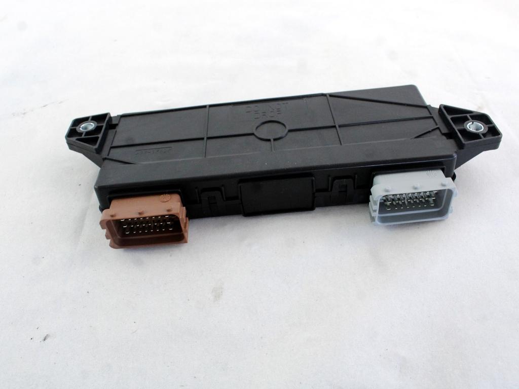 CENTRALNO ZAKLEPANJE OEM N. 51796698 ORIGINAL REZERVNI DEL FIAT CROMA 194 MK2 R (11-2007 - 2010) DIESEL LETNIK 2007