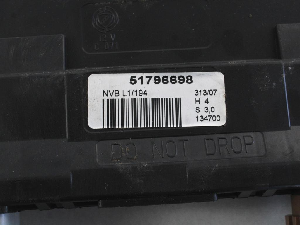 CENTRALNO ZAKLEPANJE OEM N. 51796698 ORIGINAL REZERVNI DEL FIAT CROMA 194 MK2 R (11-2007 - 2010) DIESEL LETNIK 2007