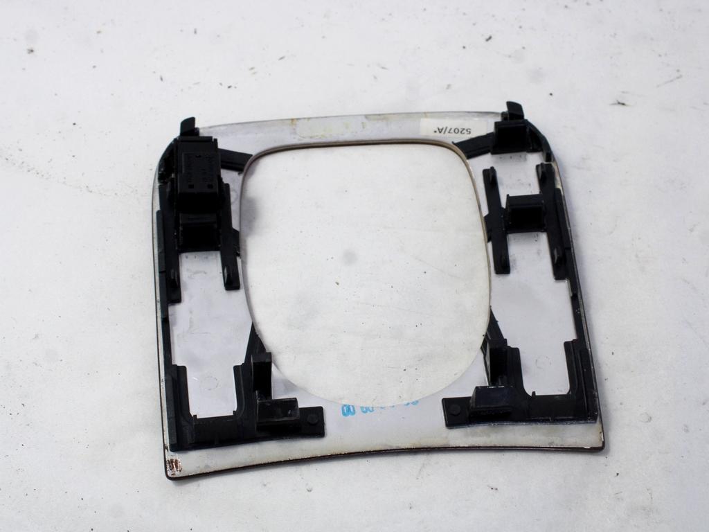 SREDINSKA KONZOLA  OEM N. A2206801239 ORIGINAL REZERVNI DEL MERCEDES CLASSE S W220 (1998 - 2006)DIESEL LETNIK 2000
