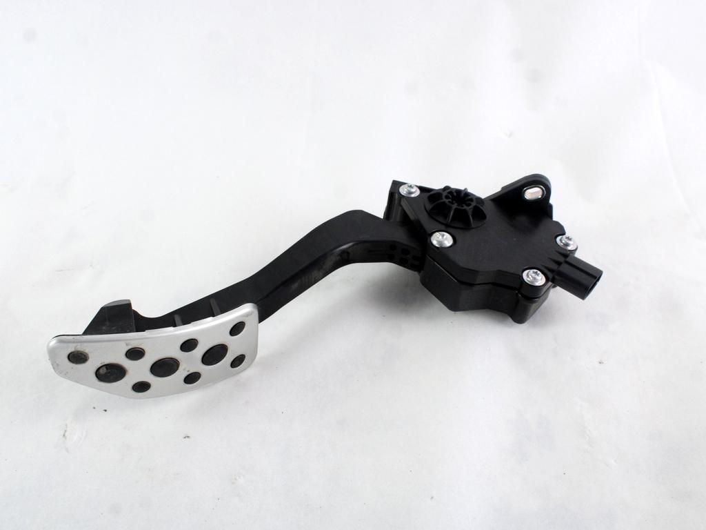 PEDALI OEM N. 36010FL030 ORIGINAL REZERVNI DEL SUBARU XV MK2 GT (DAL 2017)BENZINA LETNIK 2019