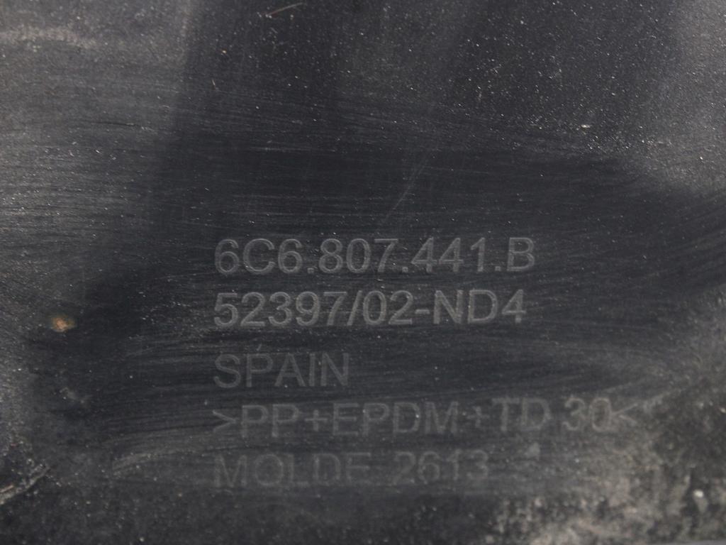 ZADNJI ODBIJAC OEM N. 6C6807441B ORIGINAL REZERVNI DEL VOLKSWAGEN POLO 6R1 6C1 R (02/2014 - 2017) BENZINA LETNIK 2015