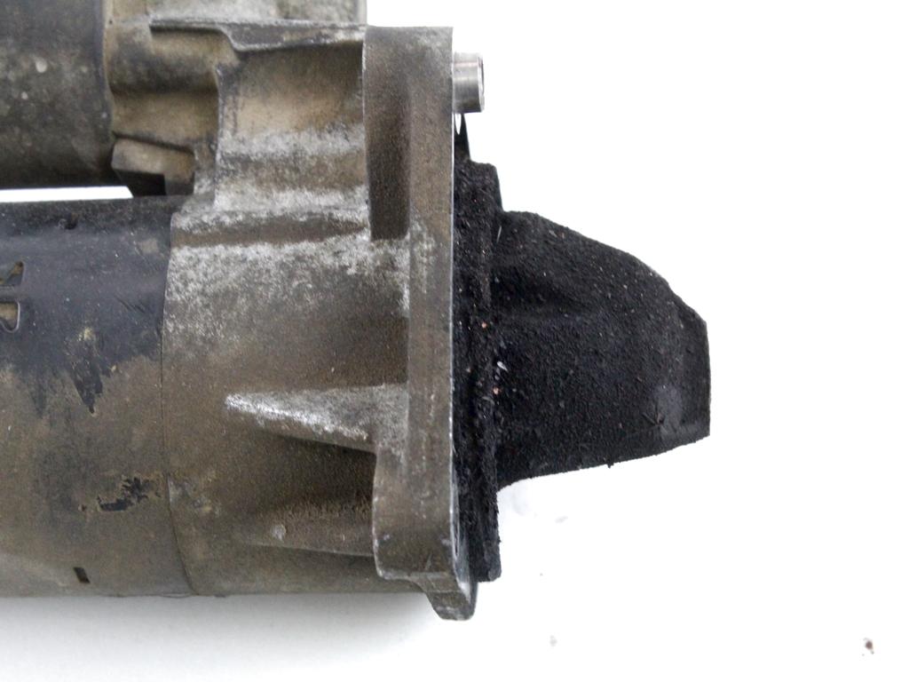 ZAGANJAC MOTORJA  OEM N. 51832954 ORIGINAL REZERVNI DEL FIAT PUNTO 188 188AX MK2 (1999 - 2003) DIESEL LETNIK 2003