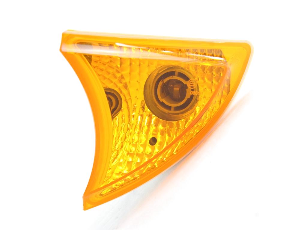 SPREDNJI INDIKATOR OEM N. 42555042 ORIGINAL REZERVNI DEL IVECO EUROCARGO MK2 (2003 - 2015)DIESEL LETNIK 2003