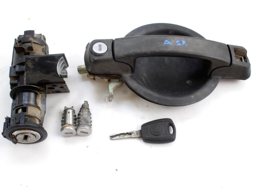 KLJUCAVNICA VZIGA/KLJUC ZA VZIG OEM N. 19330 KIT BLOCCO ACCENSIONE E SERRATURE ORIGINAL REZERVNI DEL FIAT DOBLO 223 MK1 R (2005 - 2009) DIESEL LETNIK 2008