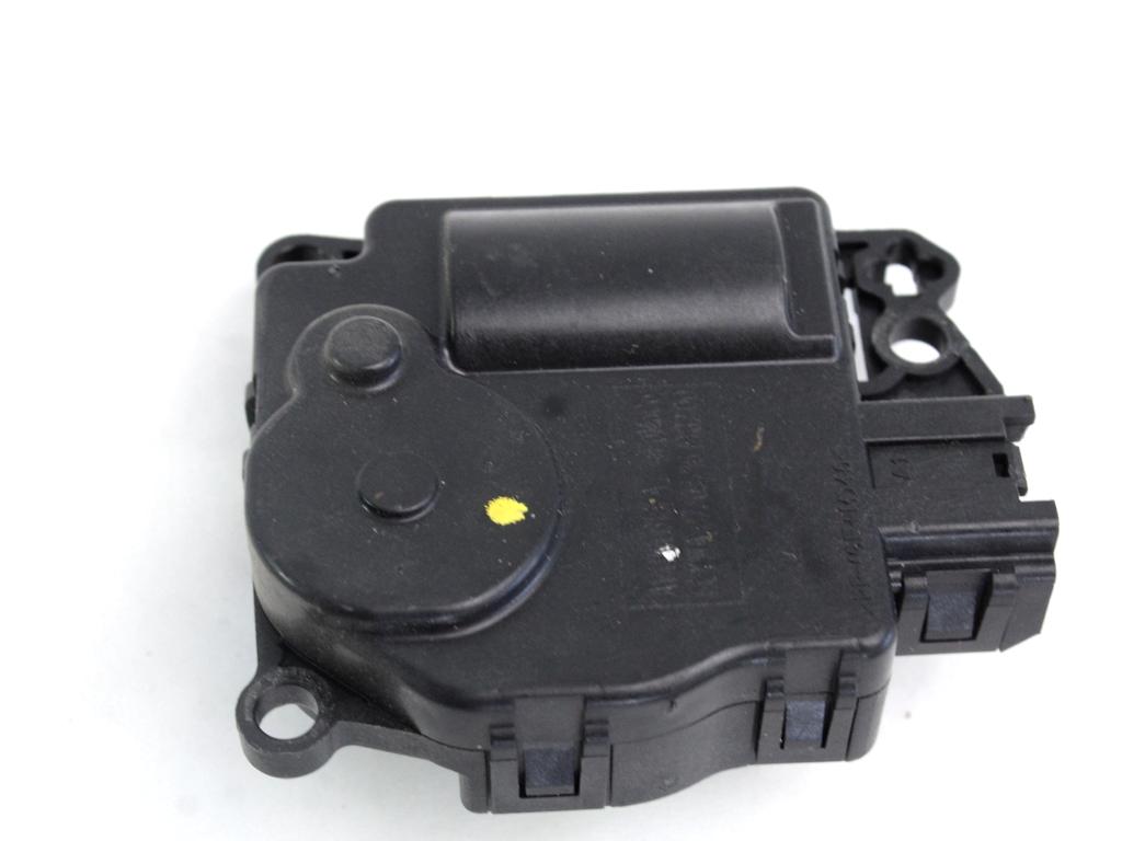 MOTORCEK OGREVANJA OEM N. AV1119E616FA ORIGINAL REZERVNI DEL FORD KA+ PLUS UK FK MK3 (2016 -2019) BENZINA LETNIK 2016