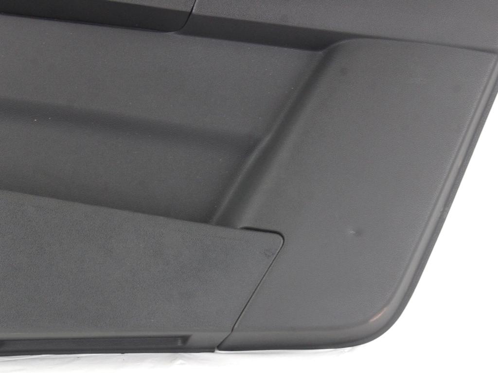 VRATNI PANEL OEM N. PNPDPOPZAFIRABA05RMV5P ORIGINAL REZERVNI DEL OPEL ZAFIRA B A05 M75 R (04/2008 - 2011) BENZINA/METANO LETNIK 2008