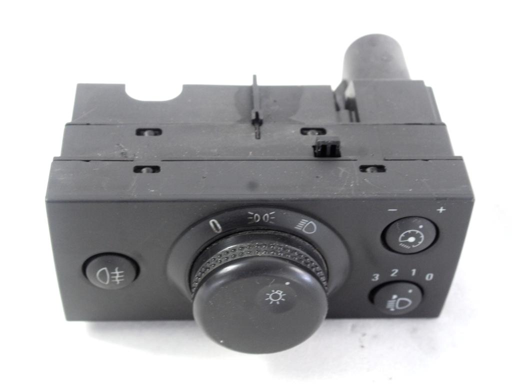 GLAVNO STIKALO LUCI OEM N. 93394756 ORIGINAL REZERVNI DEL OPEL MERIVA A X03 R (2006 - 2010) BENZINA LETNIK 2008