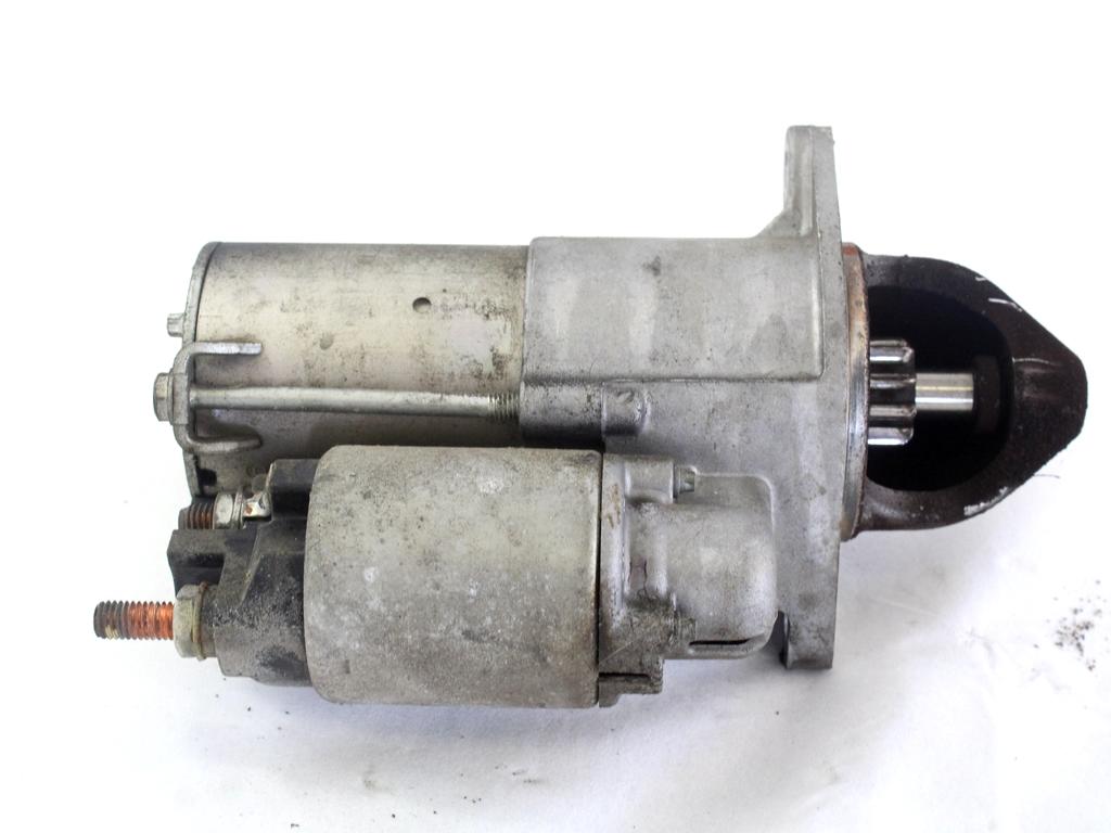 ZAGANJAC MOTORJA  OEM N. 55556092 ORIGINAL REZERVNI DEL OPEL MERIVA A X03 R (2006 - 2010) BENZINA LETNIK 2008