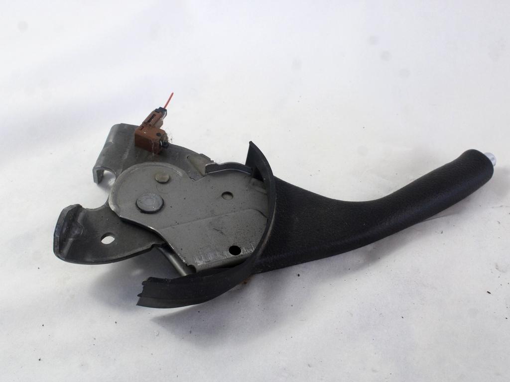 OEM N. 4620102131B0 ORIGINAL REZERVNI DEL TOYOTA COROLLA E12 (2000 - 2006) DIESEL LETNIK 2005