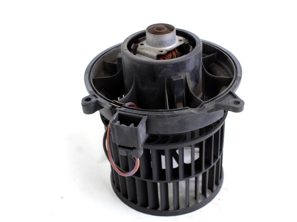 VENTILATOR  KABINE  OEM N. 1252926 ORIGINAL REZERVNI DEL FORD FUSION JU (2002 - 02/2006) DIESEL LETNIK 2003