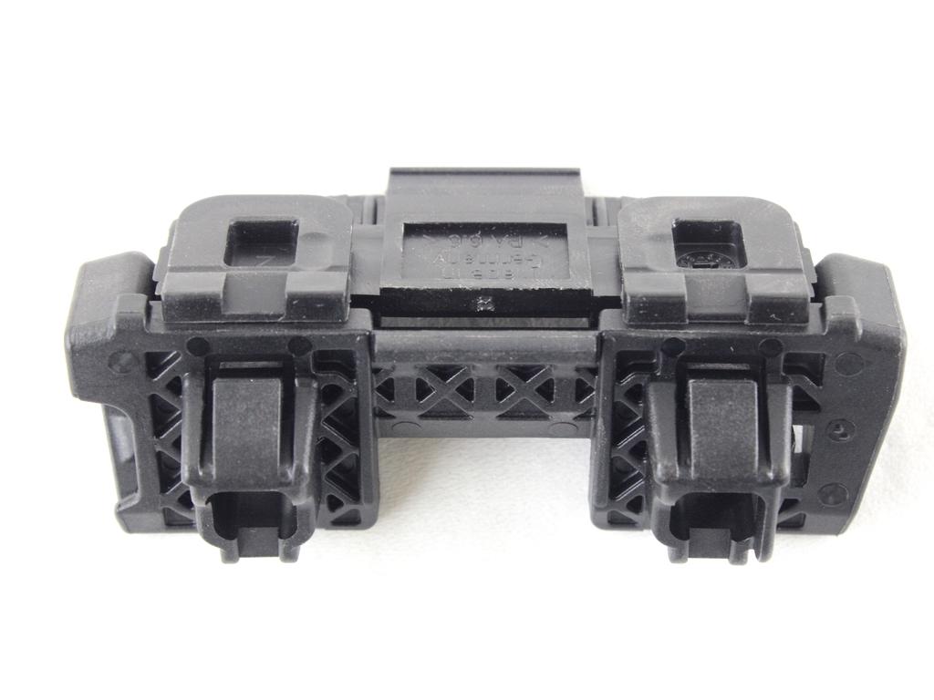 ZAKLEP LOPUTE GORIVA OEM N. 99720106300 ORIGINAL REZERVNI DEL PORSCHE 911 997 R (2008 - 2012)BENZINA LETNIK 2008