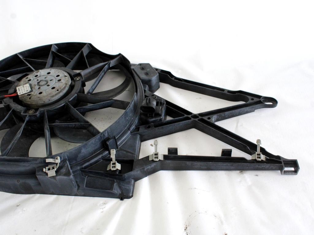 VENTILATOR HLADILNIKA OEM N. 24413317 ORIGINAL REZERVNI DEL OPEL ZAFIRA A T98 (1999 - 2005) DIESEL LETNIK 2002