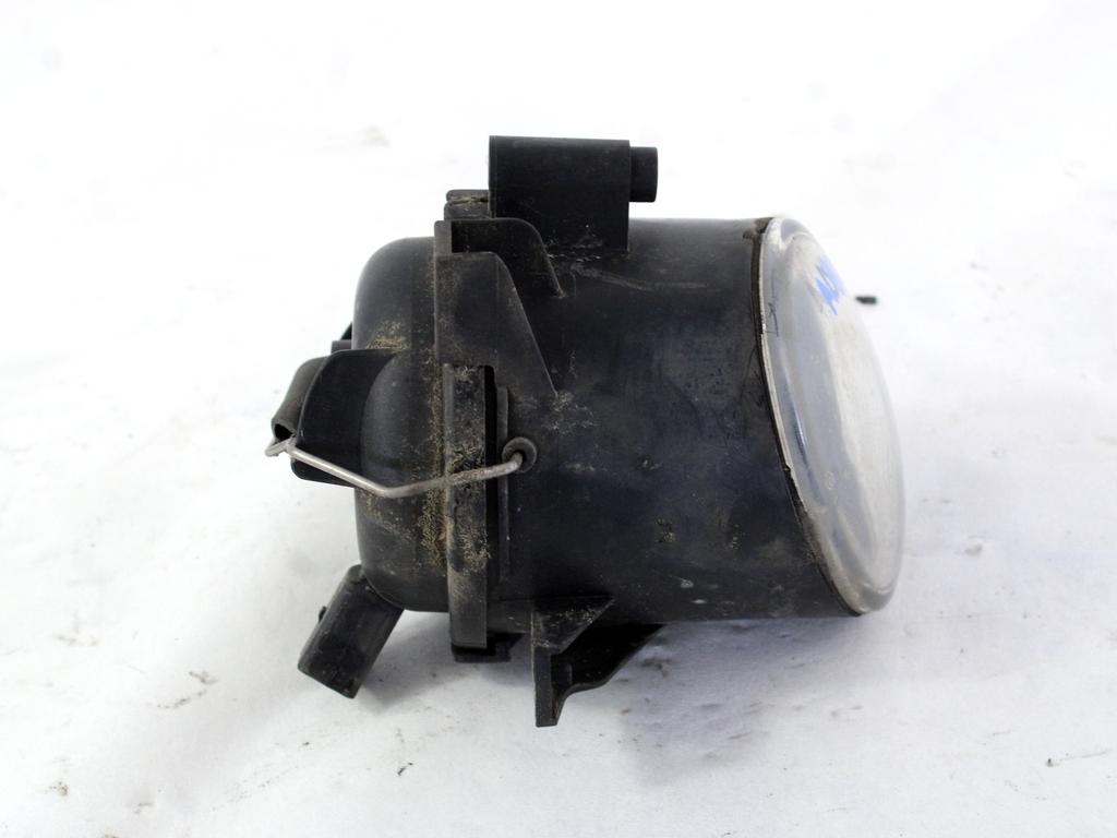 DESNA MEGLENKA OEM N. 6Q0941700 ORIGINAL REZERVNI DEL VOLKSWAGEN POLO 9N (10/2001 - 2005) BENZINA LETNIK 2004