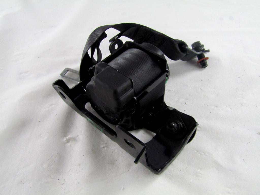 VARNOSTNI PAS OEM N. 88810A2000WK ORIGINAL REZERVNI DEL KIA CEE'D / PRO CEE'D JD MK2 (2012 - 2018)DIESEL LETNIK 2013