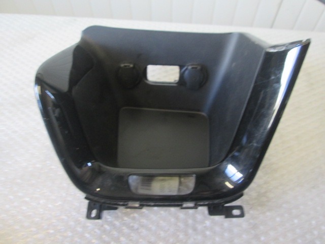 SREDINSKA KONZOLA  OEM N. 84680A2000WK ORIGINAL REZERVNI DEL KIA CEE'D / PRO CEE'D JD MK2 (2012 - 2018)DIESEL LETNIK 2013