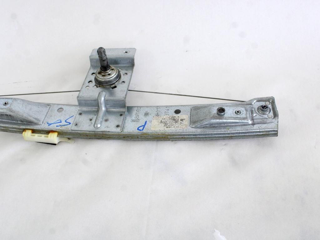 ROCNI SISTEM ZA DVIGOVANJE ZADNJEGA STEKLA  OEM N. 13188503 ORIGINAL REZERVNI DEL OPEL CORSA D R S07 (02/2011 - 2014) BENZINA/GPL LETNIK 2011