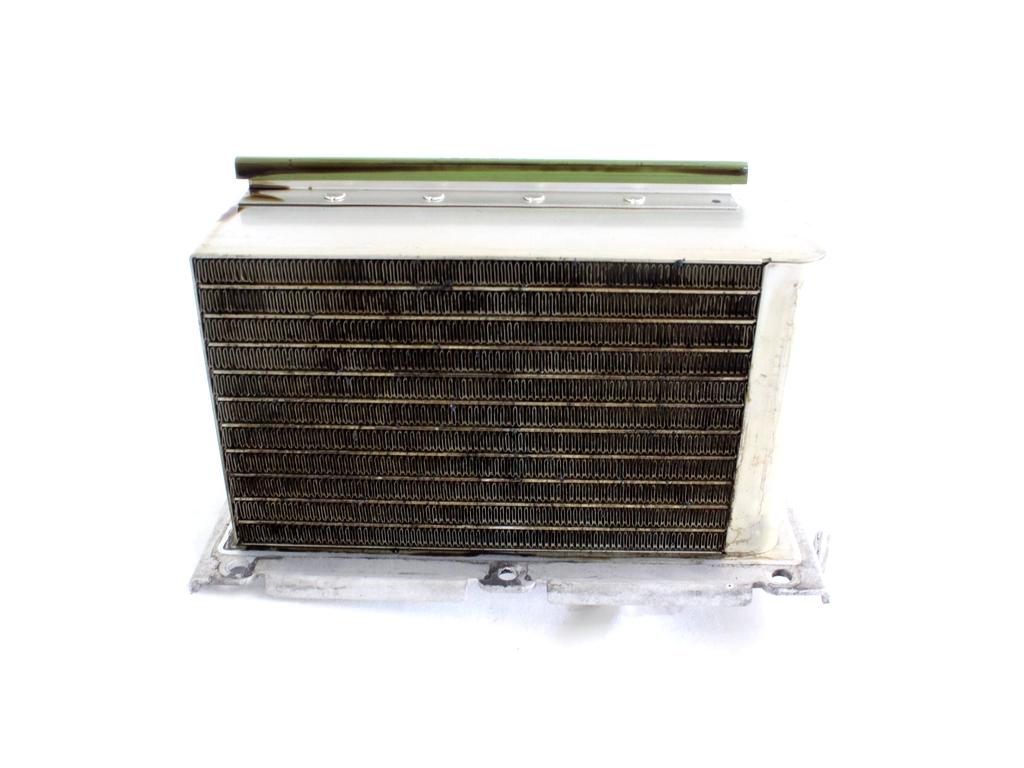 HLADILNIK INTERCOOLER OEM N. 03C145749B ORIGINAL REZERVNI DEL AUDI A3 MK2R 8P 8PA 8P1 8P7 (2008 - 2012)BENZINA LETNIK 2009