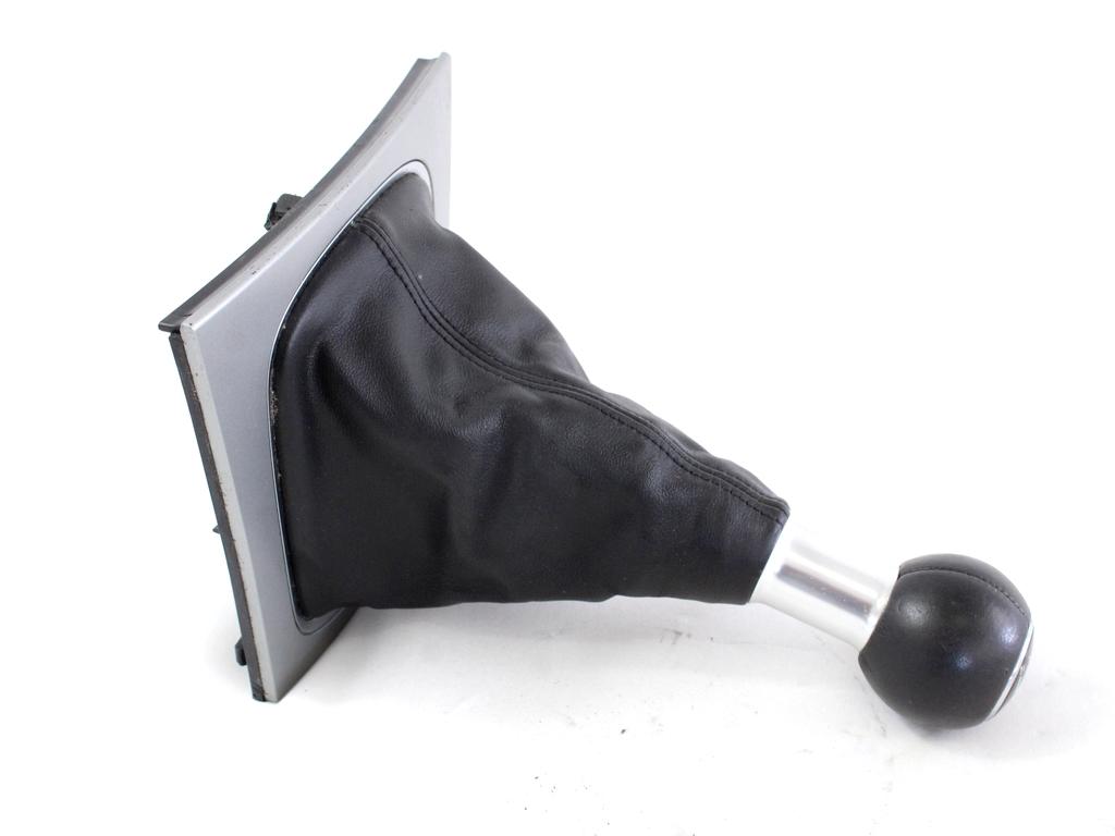 OEM N. 8P0864261AE ORIGINAL REZERVNI DEL AUDI A3 MK2R 8P 8PA 8P1 8P7 (2008 - 2012)BENZINA LETNIK 2009