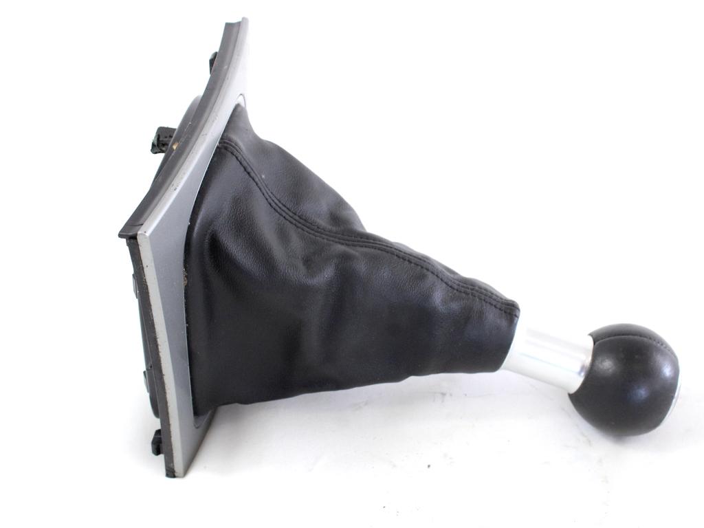 OEM N. 8P0864261AE ORIGINAL REZERVNI DEL AUDI A3 MK2R 8P 8PA 8P1 8P7 (2008 - 2012)BENZINA LETNIK 2009
