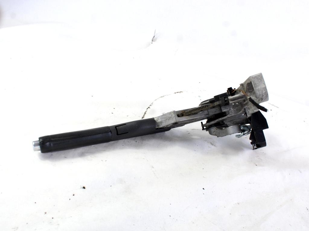 OEM N. 1K0711303M ORIGINAL REZERVNI DEL VOLKSWAGEN SCIROCCO 137 138 MK3 (10/2008 - 06-2014)BENZINA LETNIK 2011