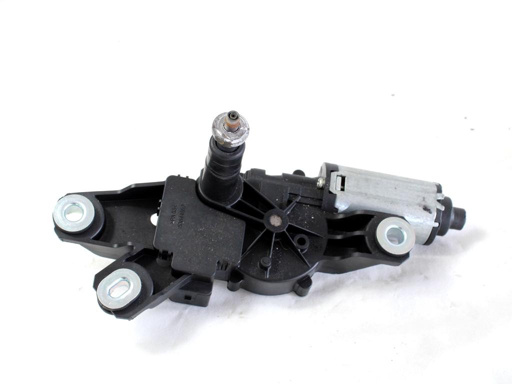 MOTORCEK ZADNJEGA BRISALCA OEM N. 1K8955711 ORIGINAL REZERVNI DEL VOLKSWAGEN SCIROCCO 137 138 MK3 (10/2008 - 06-2014)BENZINA LETNIK 2011