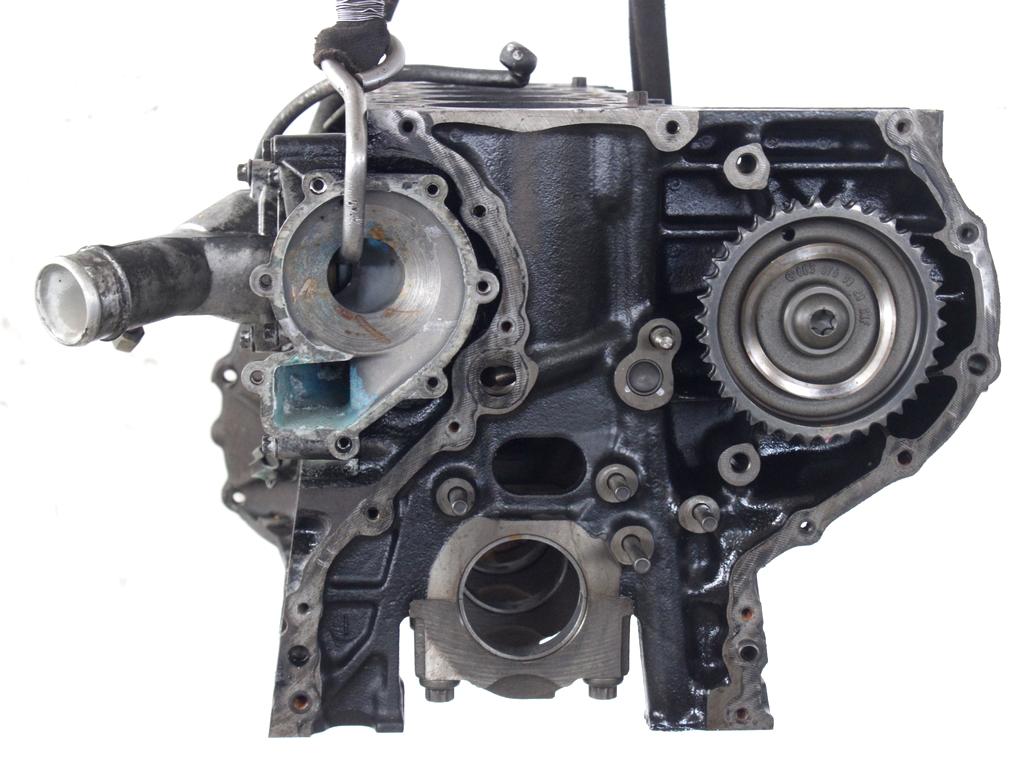 BLOK MOTORJA OEM N. A6020103606 ORIGINAL REZERVNI DEL MERCEDES SPRINTER W901 B904 (1995 - 2006)DIESEL LETNIK 1997