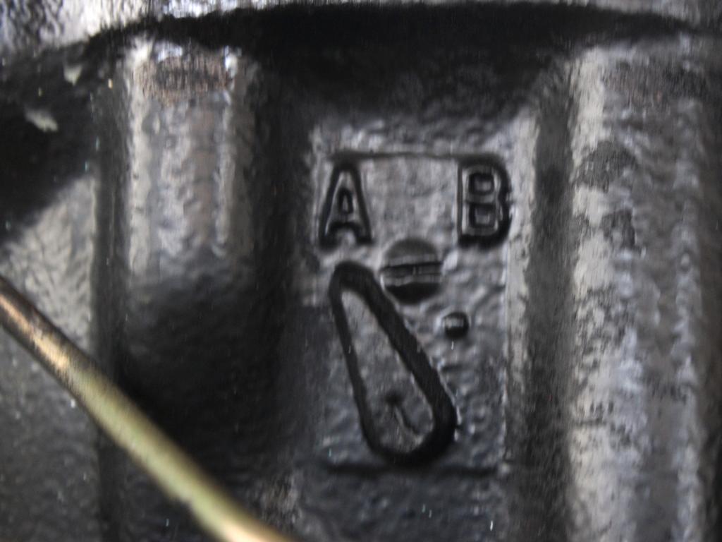BLOK MOTORJA OEM N. A6020103606 ORIGINAL REZERVNI DEL MERCEDES SPRINTER W901 B904 (1995 - 2006)DIESEL LETNIK 1997