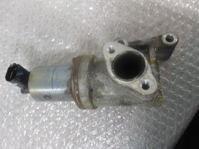 EGR VENTIL   OEM N. 284102A350 ORIGINAL REZERVNI DEL KIA CEE'D / PRO CEE'D JD MK2 (2012 - 2018)DIESEL LETNIK 2013